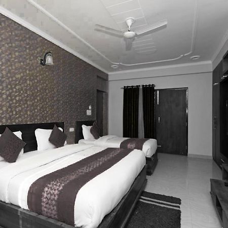Royal Residency Otel New Tehri Dış mekan fotoğraf